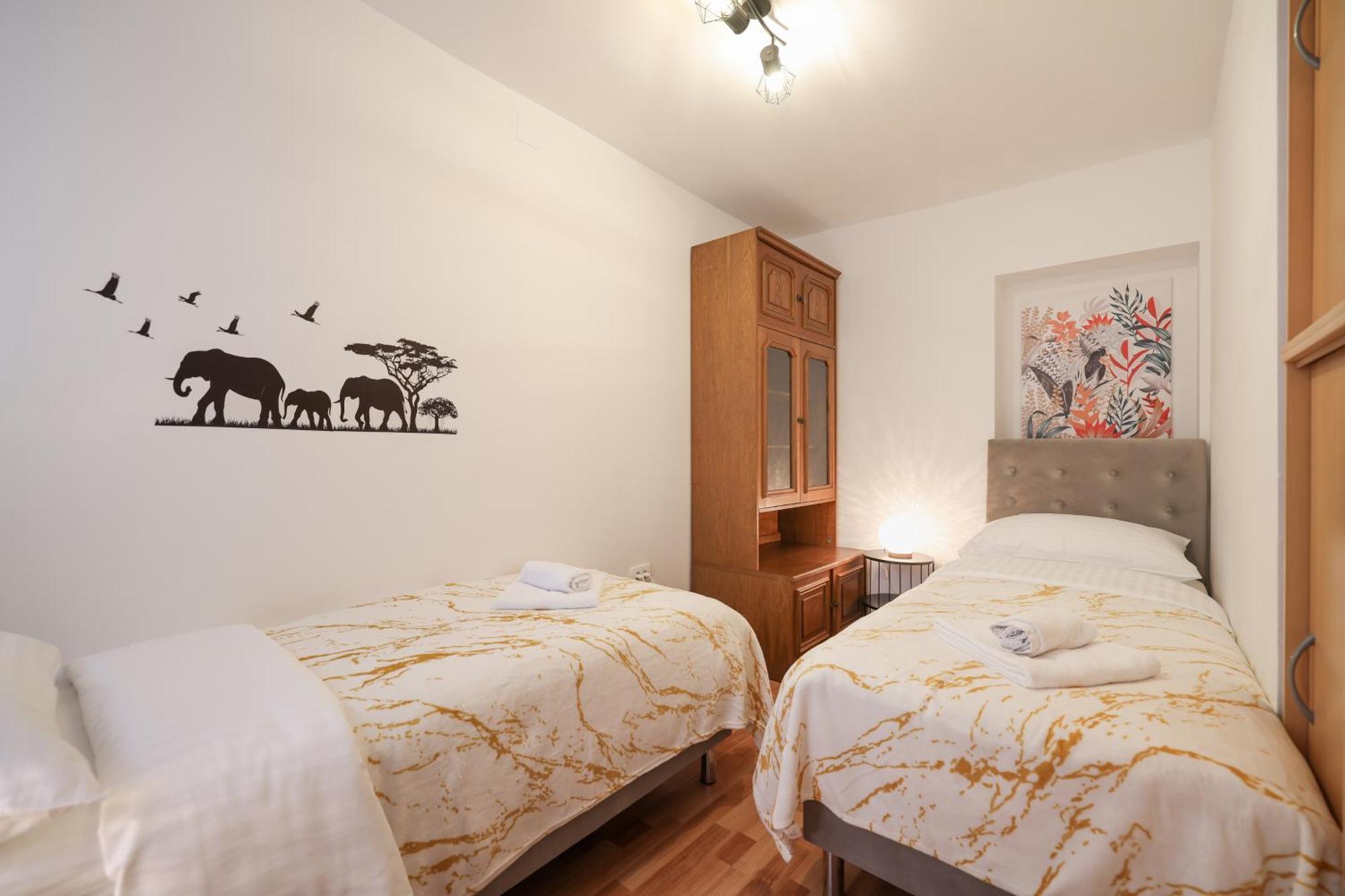 Viva - 2 Bedroom Apt In City Centar Zára Kültér fotó