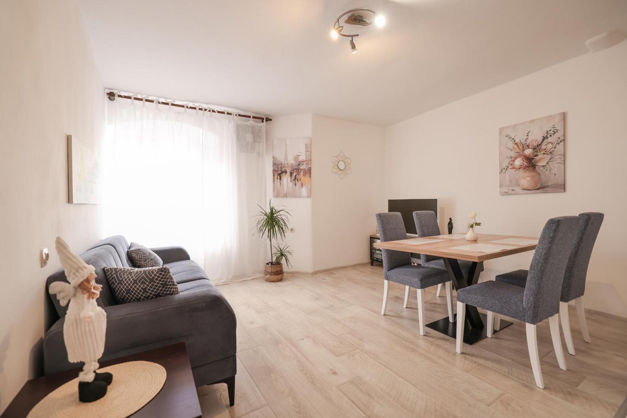 Viva - 2 Bedroom Apt In City Centar Zára Kültér fotó