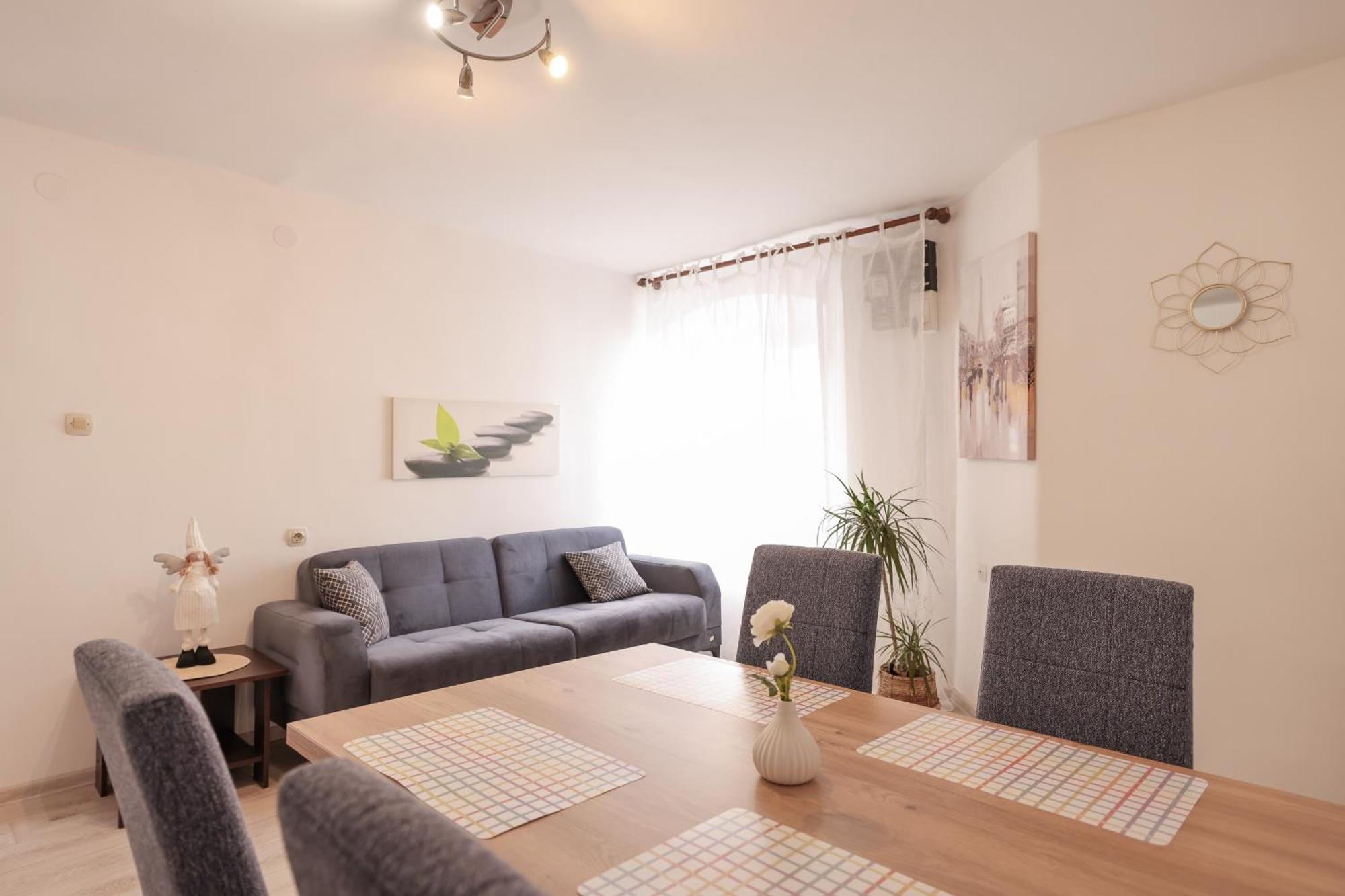 Viva - 2 Bedroom Apt In City Centar Zára Kültér fotó