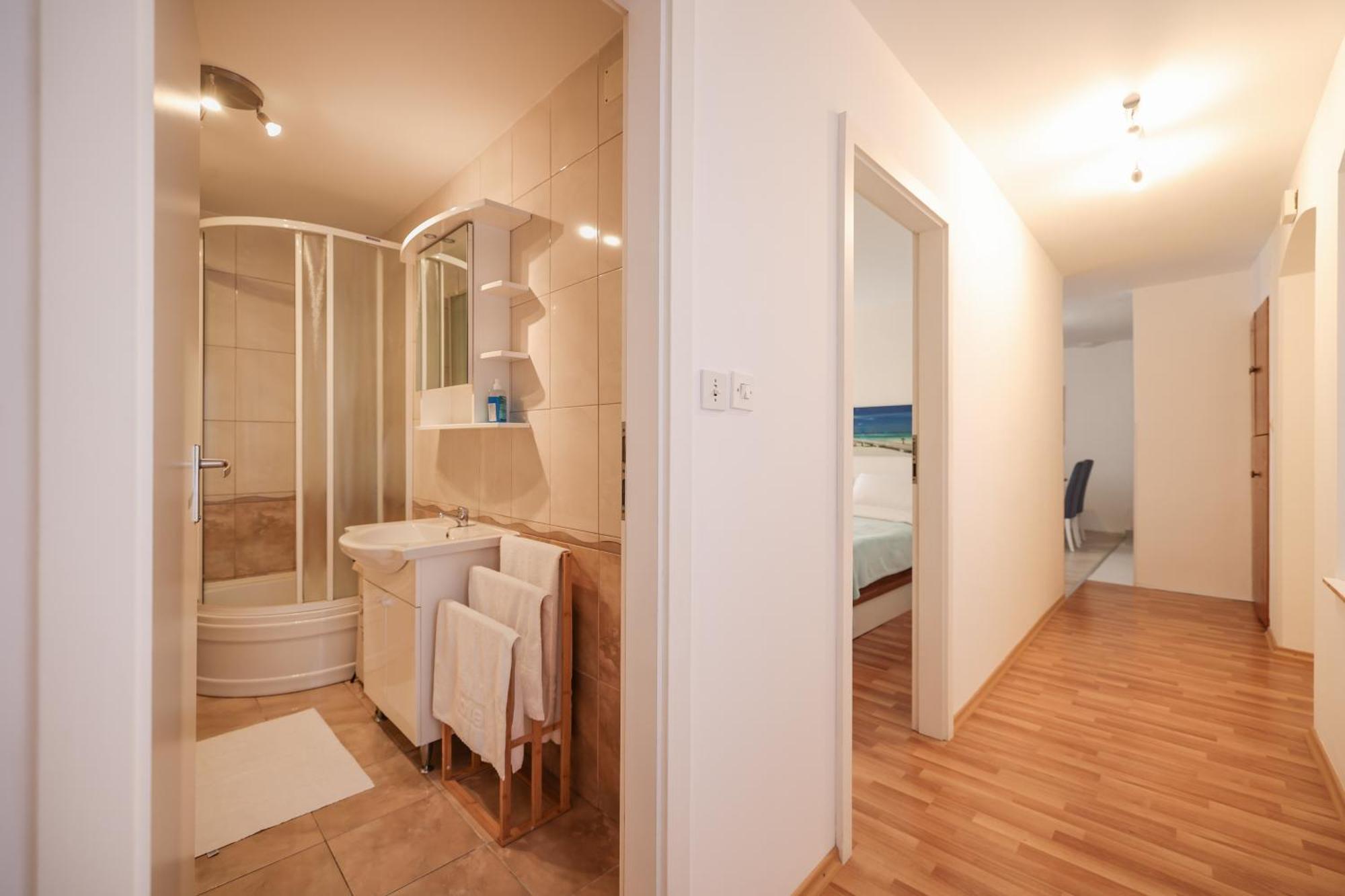 Viva - 2 Bedroom Apt In City Centar Zára Kültér fotó